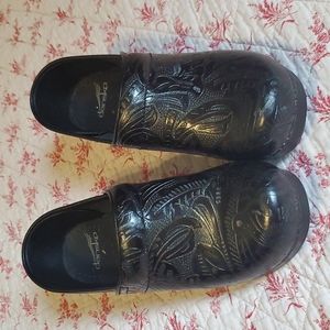Dansko Nursing Shoes